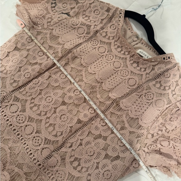 Moon River Blush Lace Dress - Picture 5 of 7